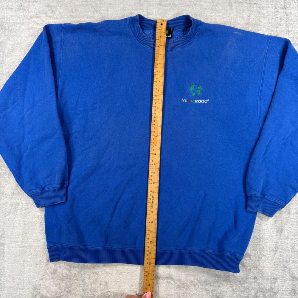 Year 2000 Sweatshirt Mens XL Blue Embroidered Globe Vintage Y2K Made In Canada - Picture 7 of 10